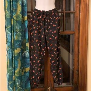 PINK by Victoria’s Secret Pocket Floral Joggers S